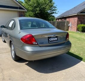 2003 Ford Taurus 3