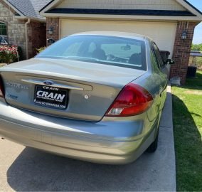 2003 Ford Taurus 4